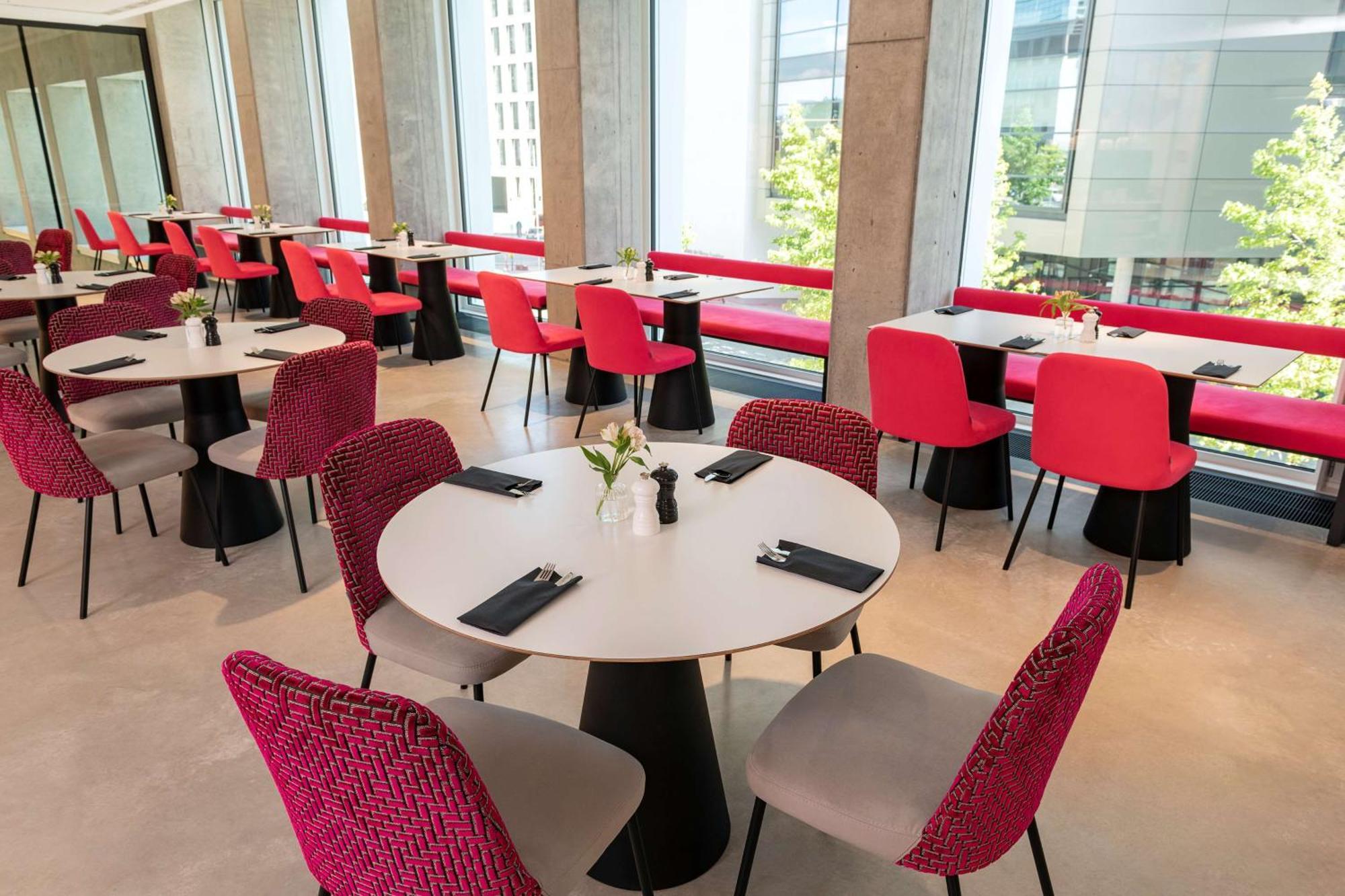 Nhow Frankfurt Hotel 4*
